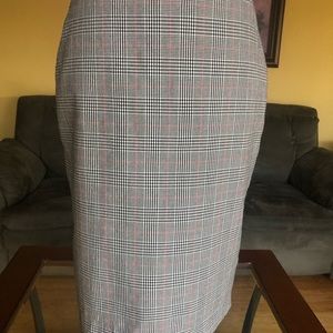 Plaid pencil skirt
